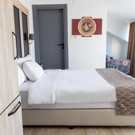 Galley Hotel 3*